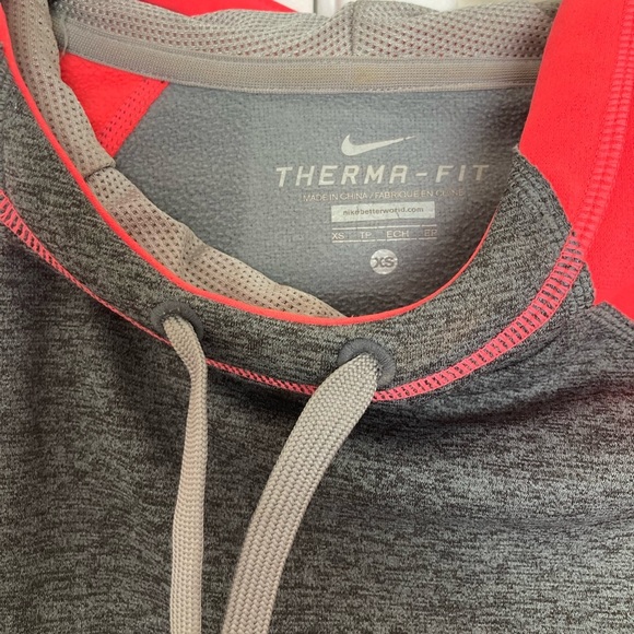 Nike Therma-FIT Pullover Woman’s Hoodie XS – Gray & Pink- EUC - Picture 4 of 4